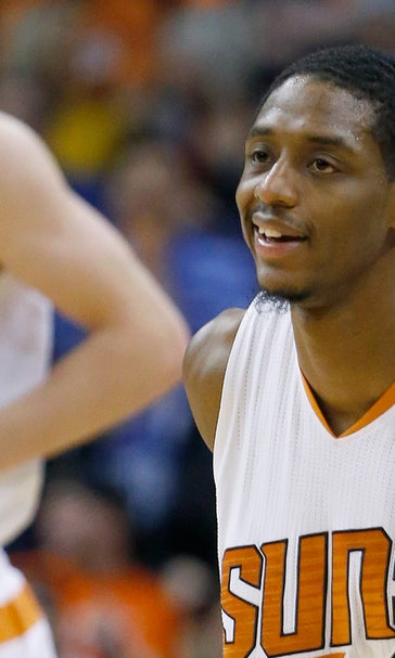 Suns' Knight moves past dud, finds shooting touch vs. T-wolves
